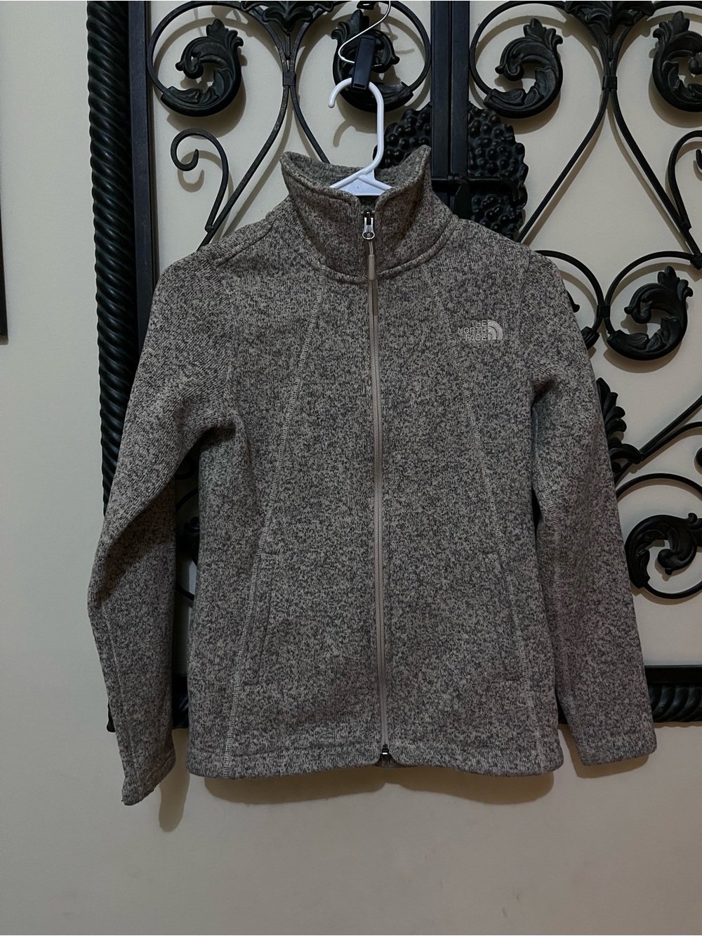 The Northface Crescent
Maggie Full-Zip
Fleece-Sweater
Size X-S for Women